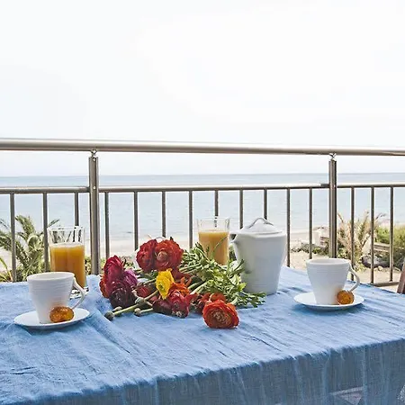 Maravel Sky & Hotel